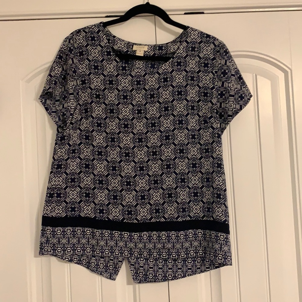 Beautiful navy & cream JCREW blouse - size M.
